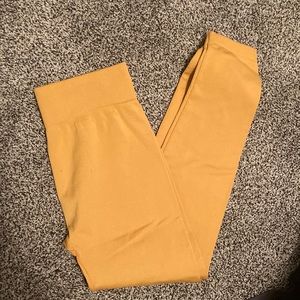 Mustard leggings